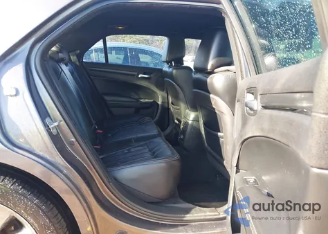 2014 Chrysler 300 300S из США, поврежденный, VIN 2C3CCABG2EH376713